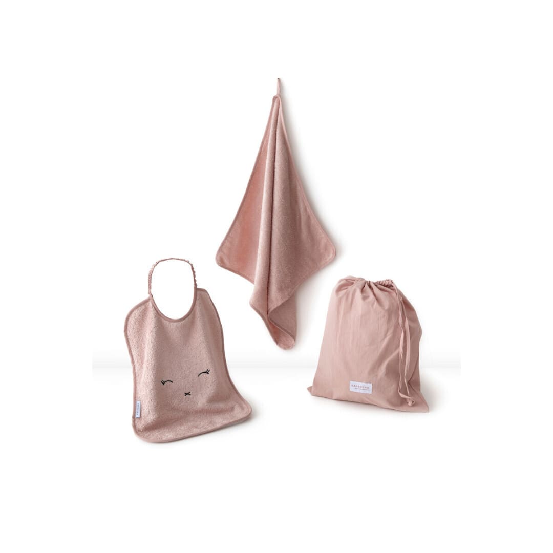 Set guardería toalla + babero + bolsa cordón rizo Bamboom