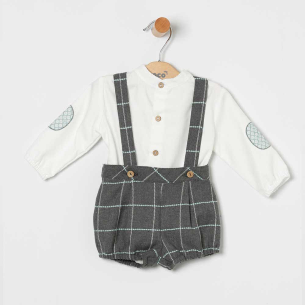 Este encantador conjunto para bebé de camisa cruda con blomer Coco Acqua es una prenda con encanto clásico y un diseño práctico.