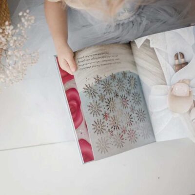 Libro Reina de las Nieves Fábulas Cortadas Manolito Books