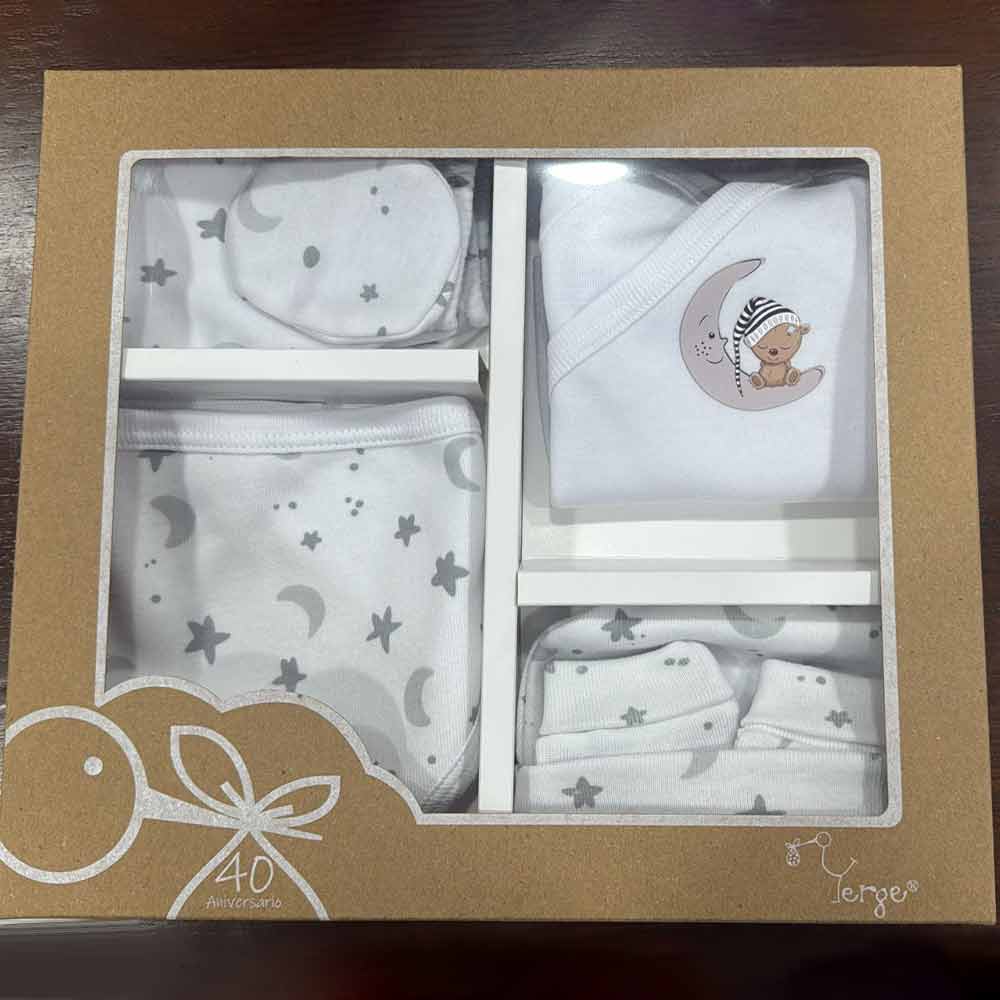 Conjunto camiseta cruzada, polaina, babero, gorro y manopla Luna-Osito Yerge