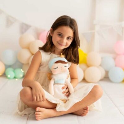 Muñeca de tela princesa con vestido Crochetts